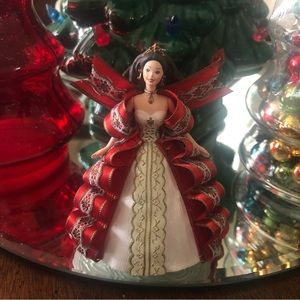 Vintage Barbie 1997 Mattel Hallmark 5th in Ornament Series Christmas Ornament